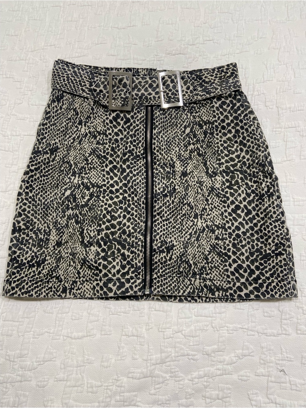 YMI Black & Cream Animal-Print Zip Front Mini Skirt with Belt